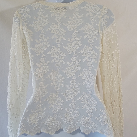 CAbi Women's Y2K Sheer Floral Mesh Top Sz M White Stretchy Fairy Feminine - Picture 8 of 11